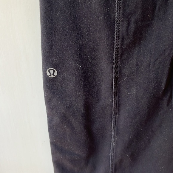 VGUC Lululemon running pant - Picture 10 of 11